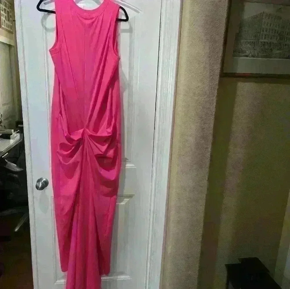 H&M Studio Collection Hot Pink Gown with Ruching in the back, Size XL, NWT - Picture 4 of 12